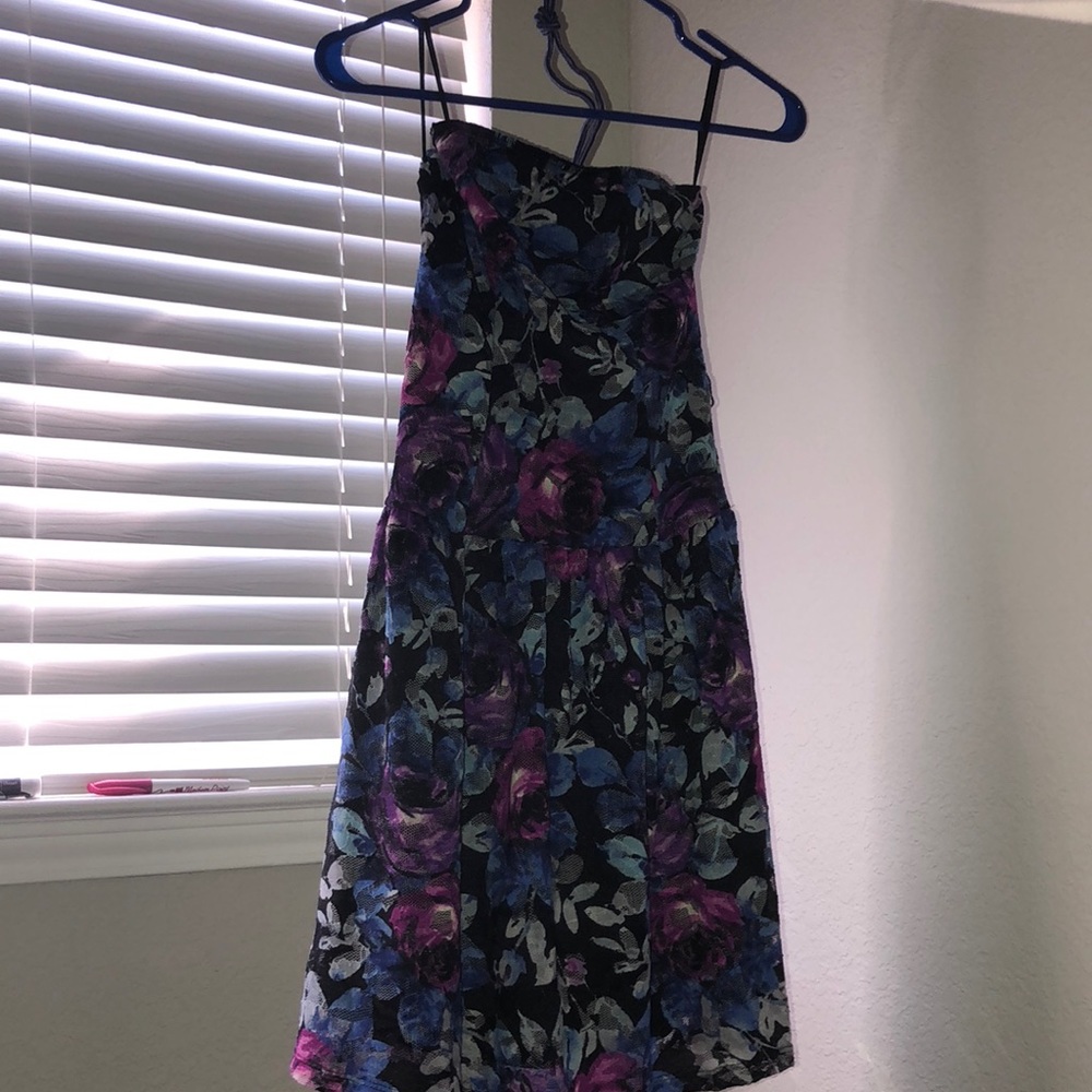 Floral strapless mini dress